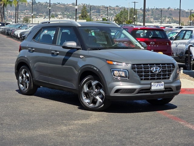 Vehicle image 3 of 45
