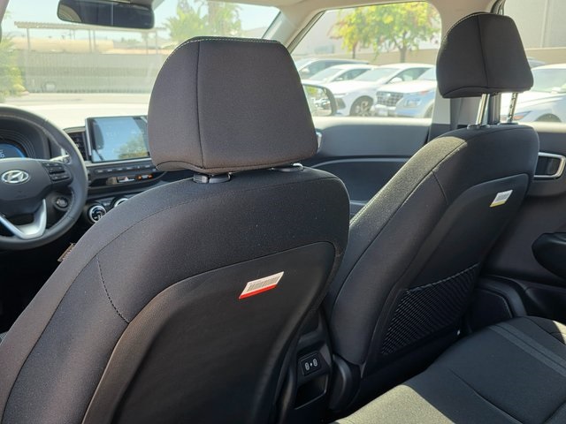 Vehicle image 36 of 45