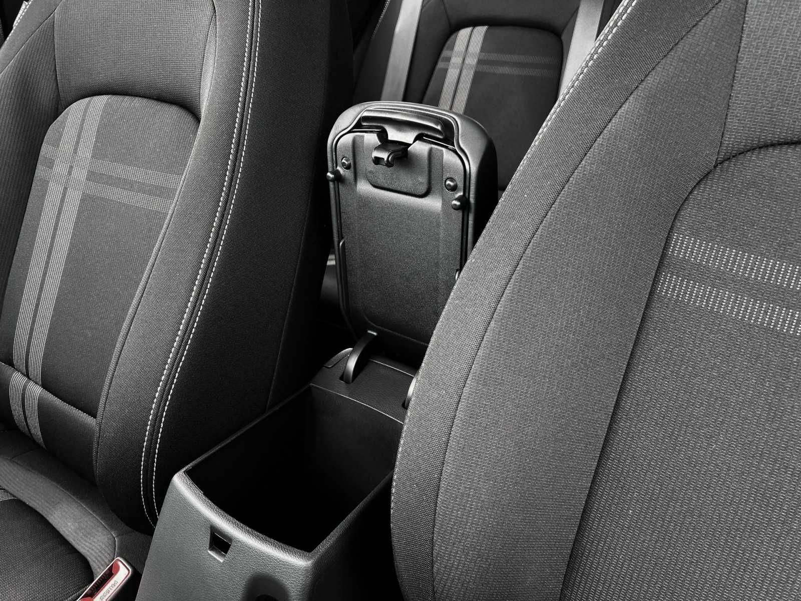 Vehicle image 20 of 21