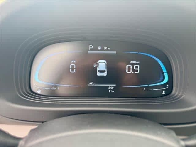 2025 Hyundai Venue SEL Image 12 of 19