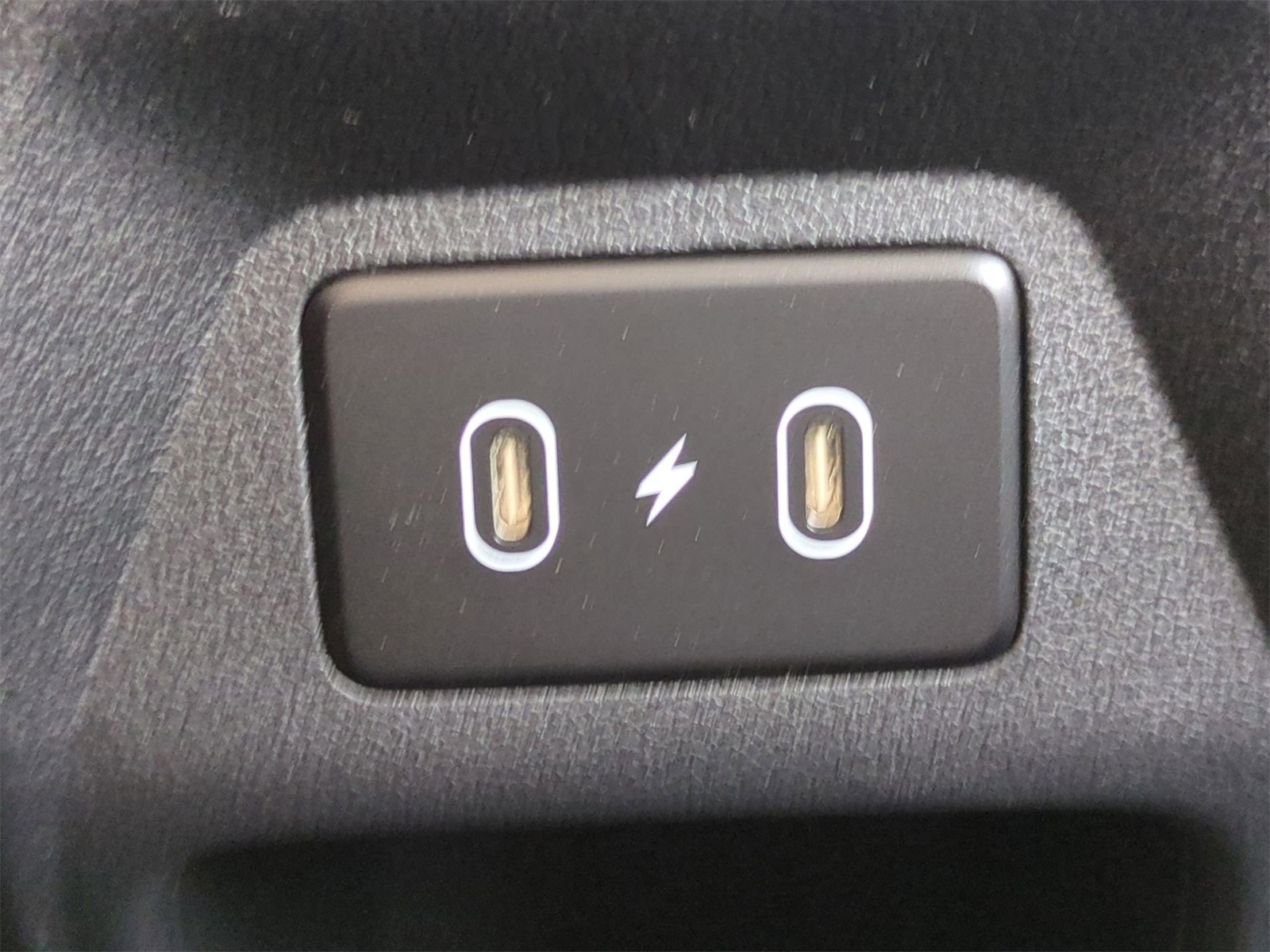 2025 Hyundai Venue SEL Image 21 of 38