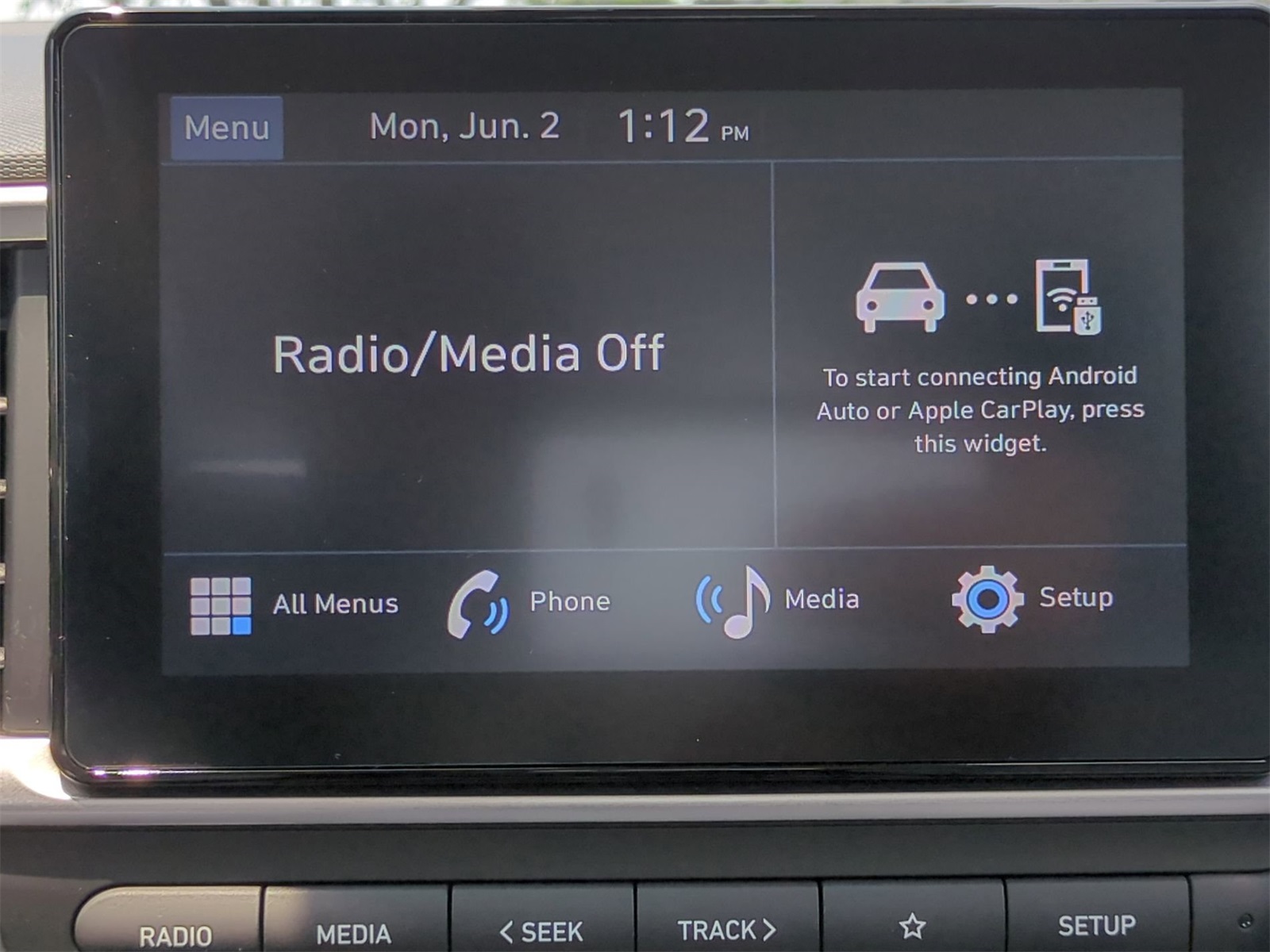 2025 Hyundai Venue SEL Image 25 of 38
