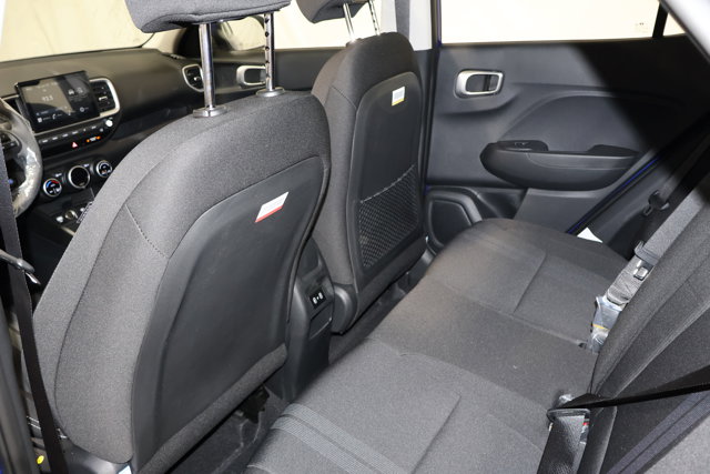 Vehicle image 9 of 30