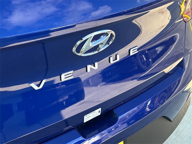 2025 Hyundai Venue SEL Image 19 of 20