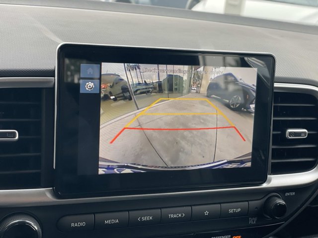 2025 Hyundai Venue SEL Image 10 of 20