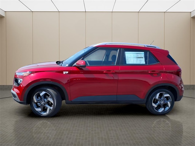 2025 Hyundai Venue SEL Image 6 of 19