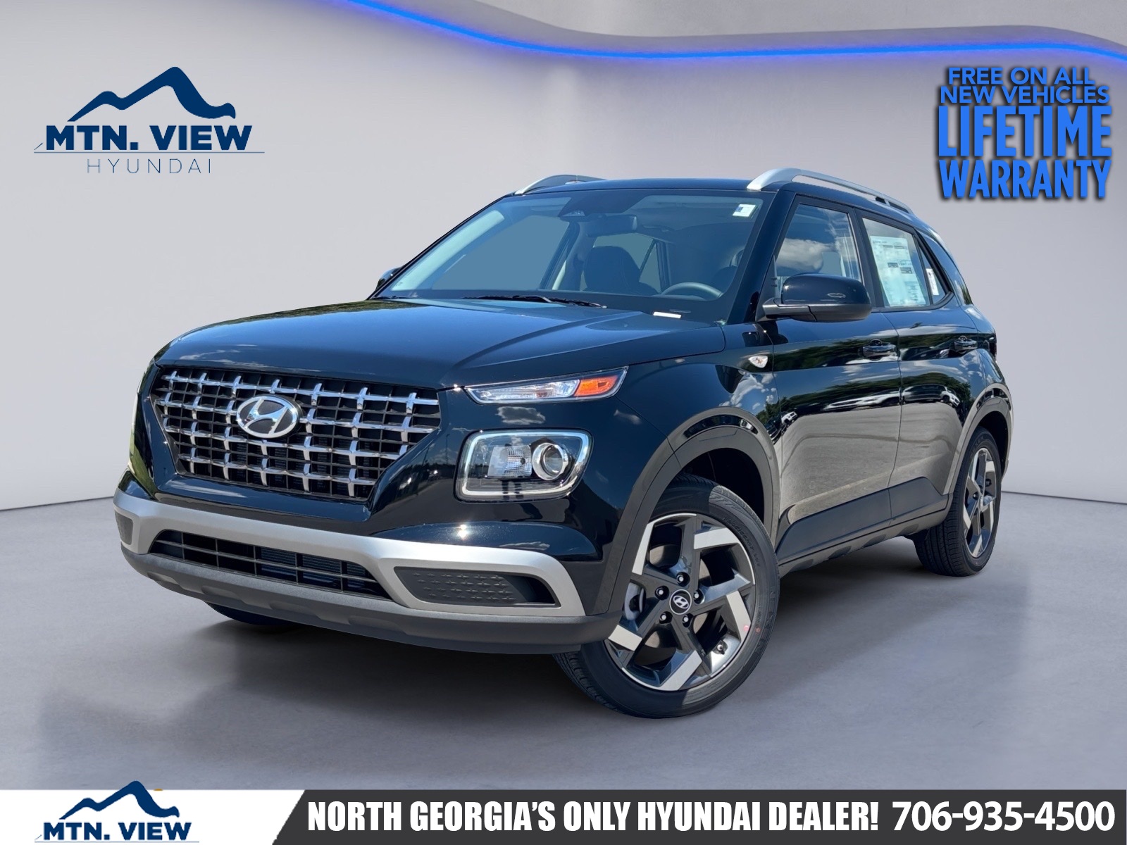 2025 Hyundai Venue SEL Image 1 of 24