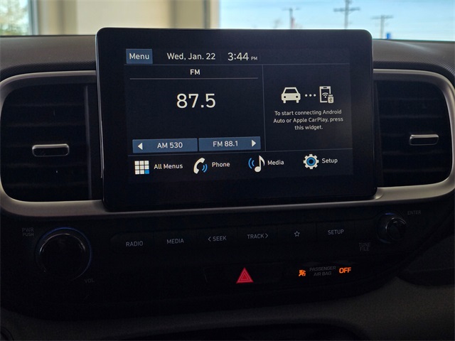 Vehicle image 19 of 29