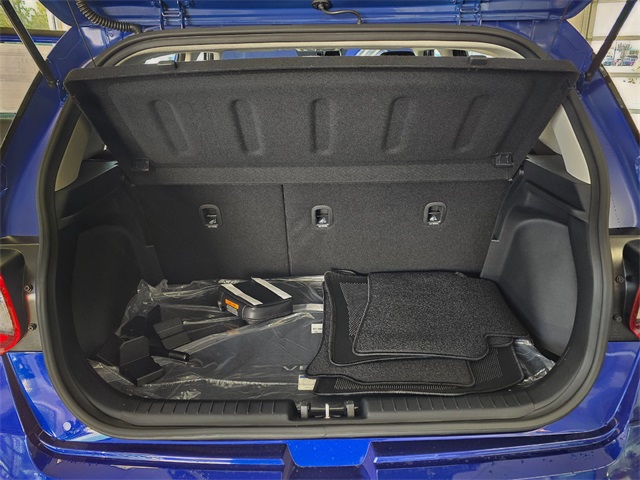 Vehicle image 14 of 29