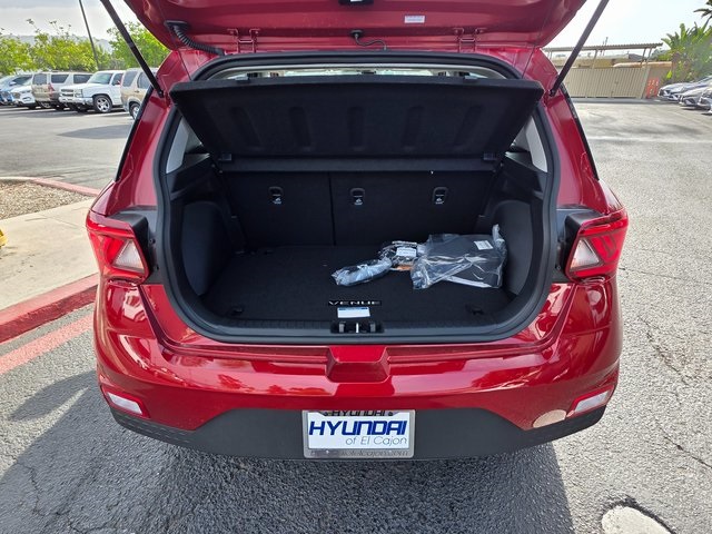 Vehicle image 13 of 44