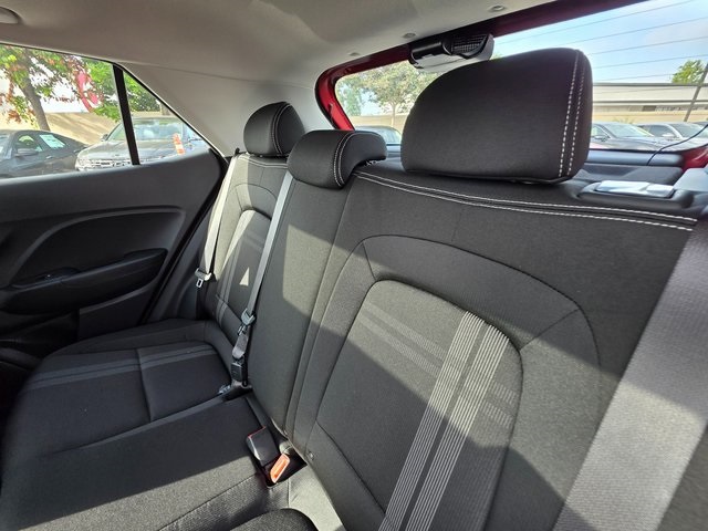 Vehicle image 18 of 44