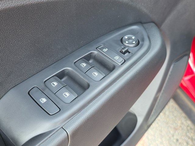 Vehicle image 22 of 44