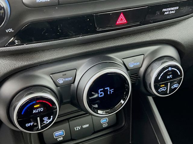 Vehicle image 13 of 25