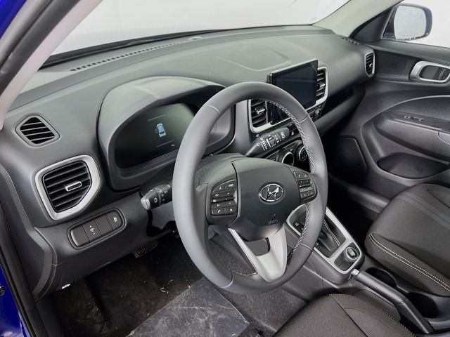 Vehicle image 8 of 25