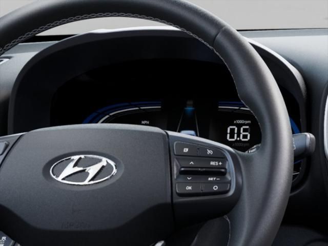 Vehicle image 14 of 17