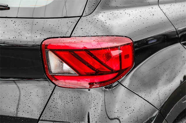 2025 Hyundai Venue SEL Image 27 of 27