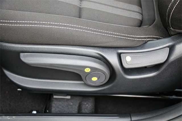 2025 Hyundai Venue SEL Image 23 of 27