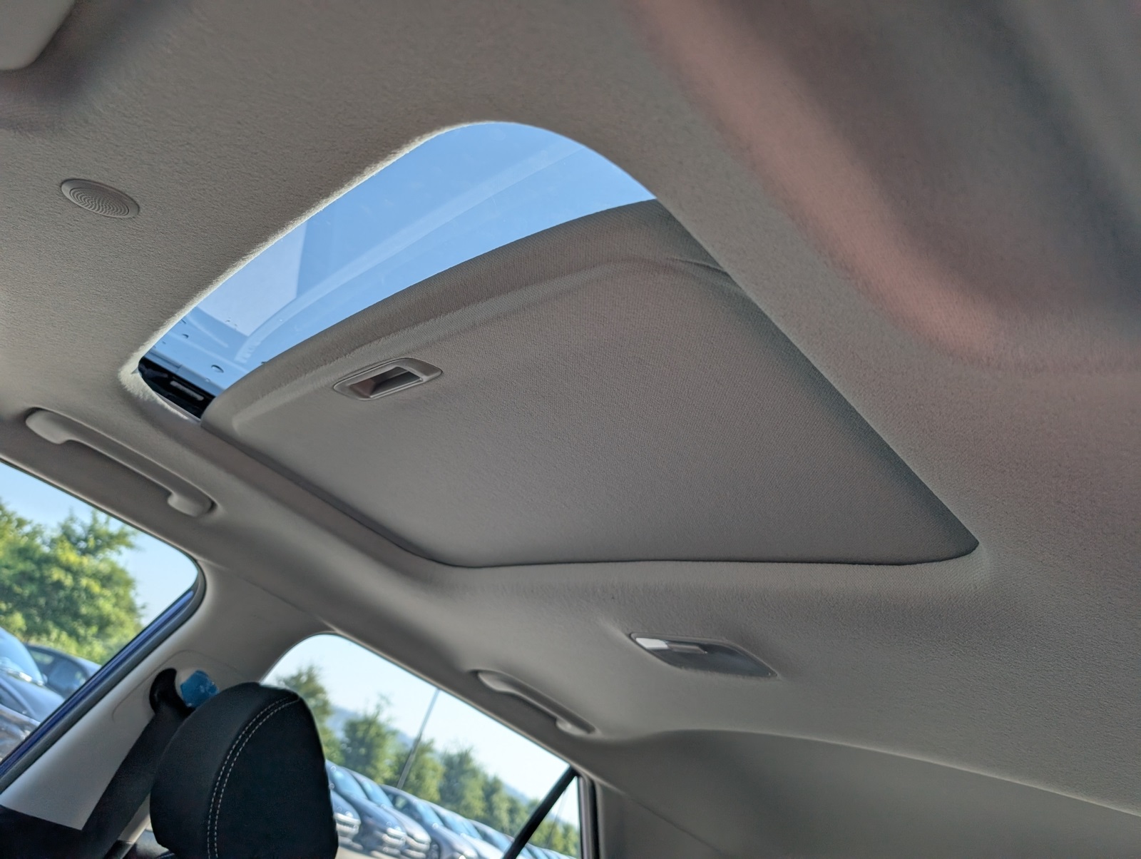 2025 Hyundai Venue SEL Image 21 of 22