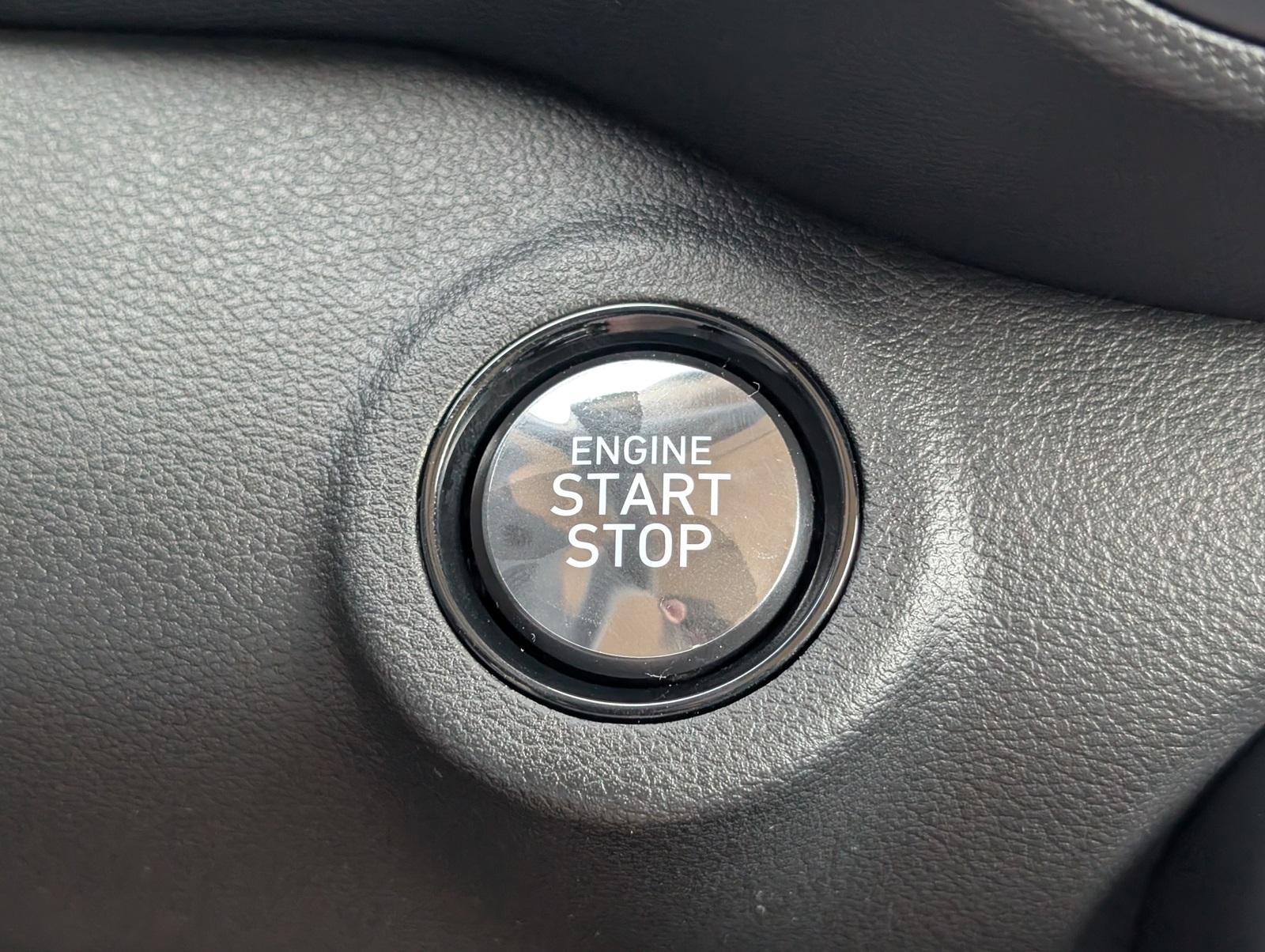 2025 Hyundai Venue SEL Image 16 of 22