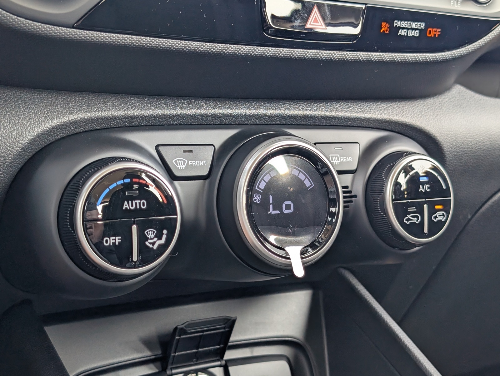 2025 Hyundai Venue SEL Image 20 of 22