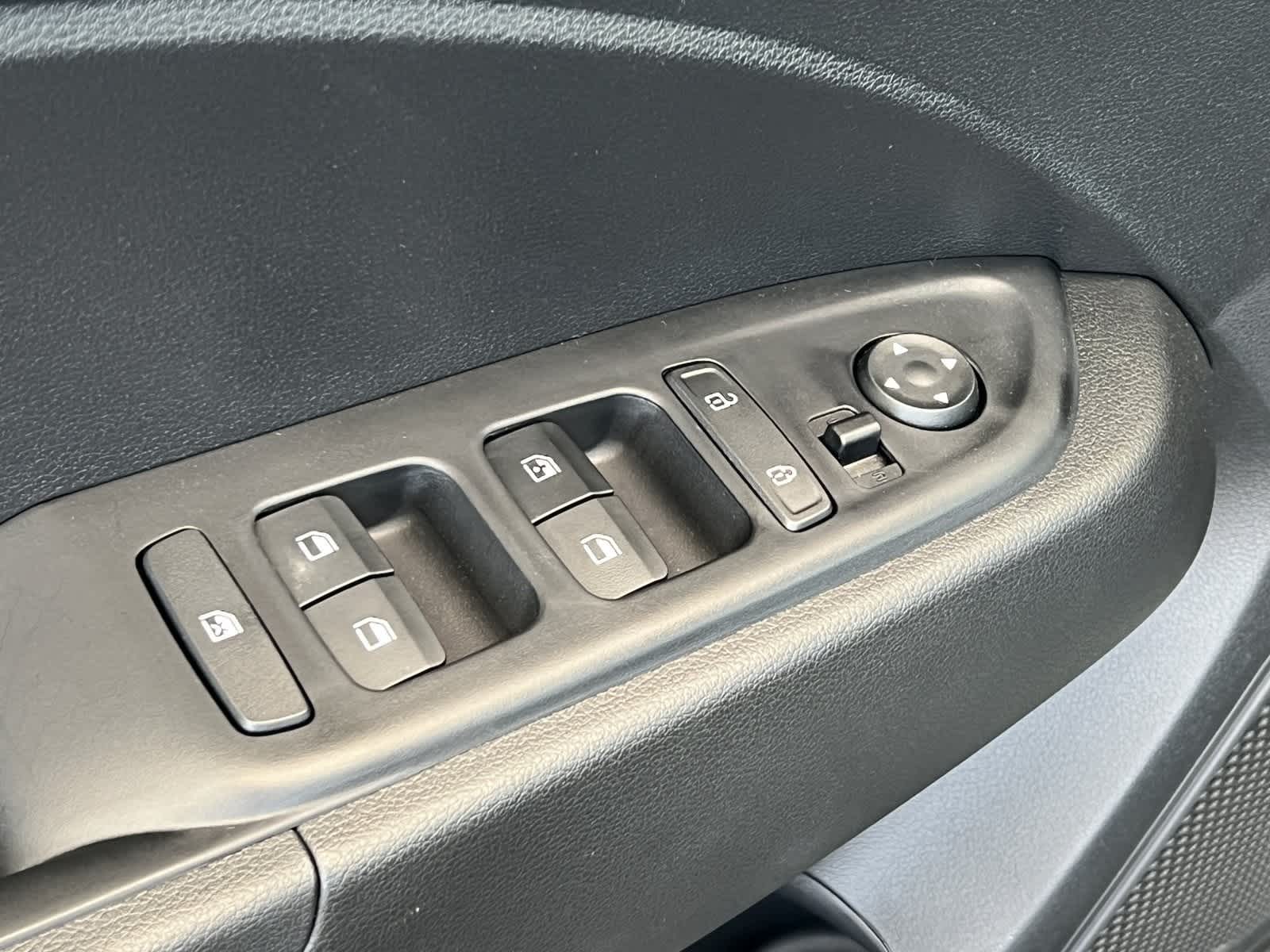 2025 Hyundai Venue SEL Image 26 of 31