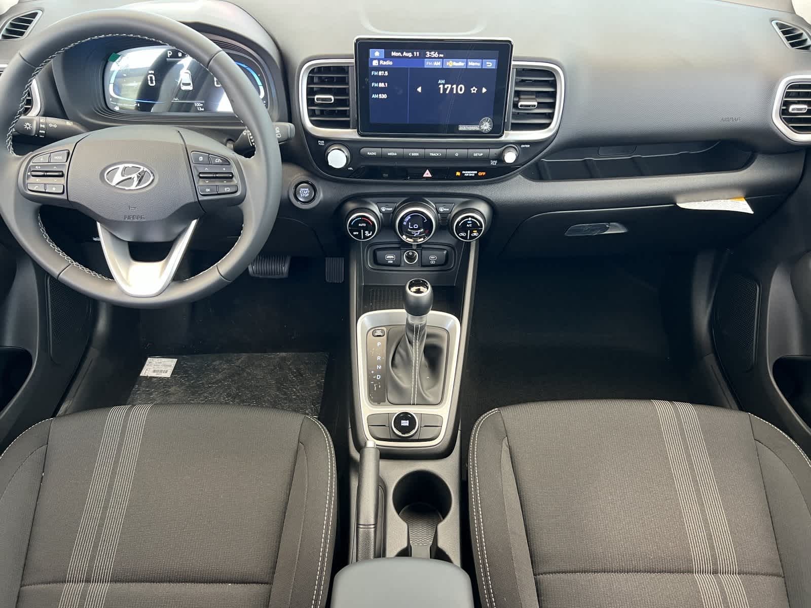 2025 Hyundai Venue SEL Image 23 of 31