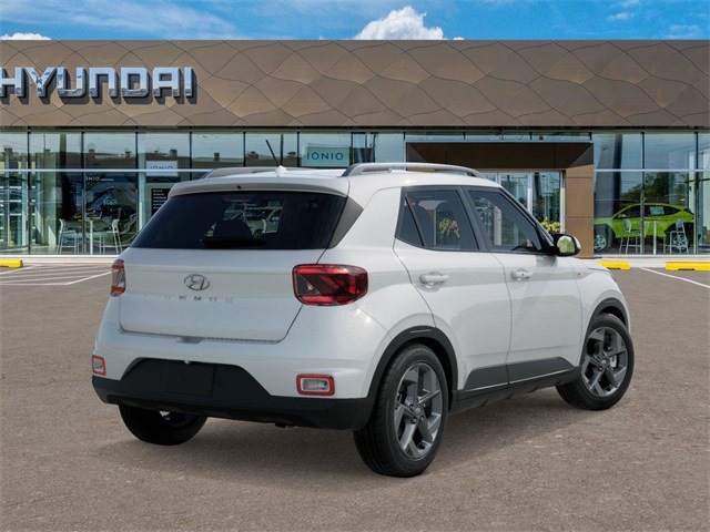 Vehicle image 5 of 17