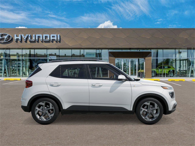 Vehicle image 4 of 17