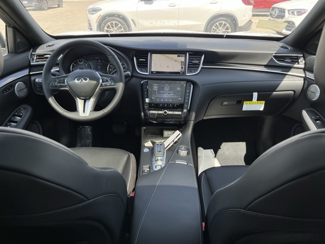 2025 INFINITI QX50 SPORT Image 11 of 24