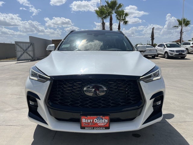 2025 INFINITI QX50 SPORT Image 2 of 24