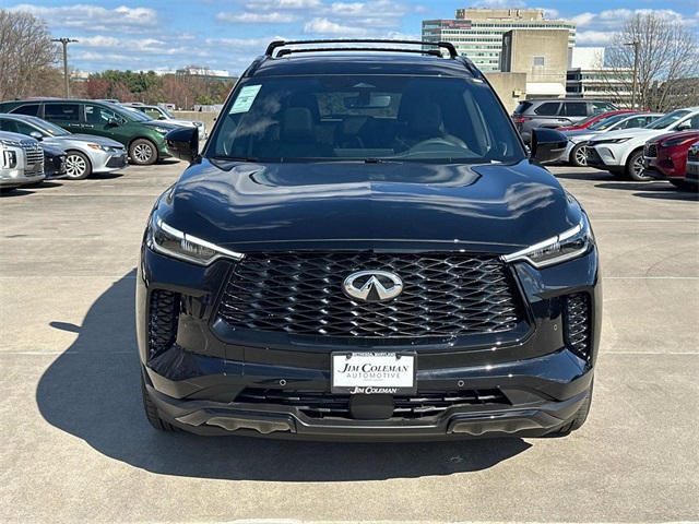 Vehicle image 2 of 18