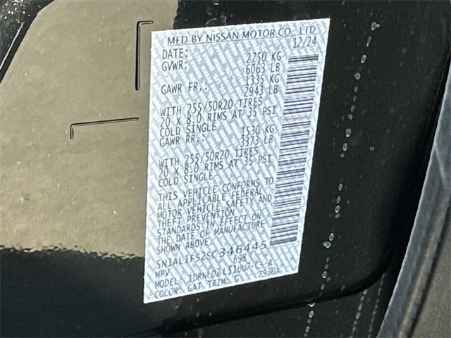 Vehicle image 13 of 18