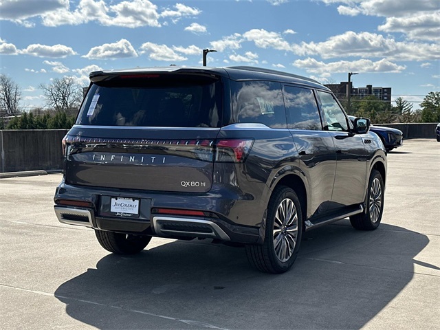 Vehicle image 4 of 18