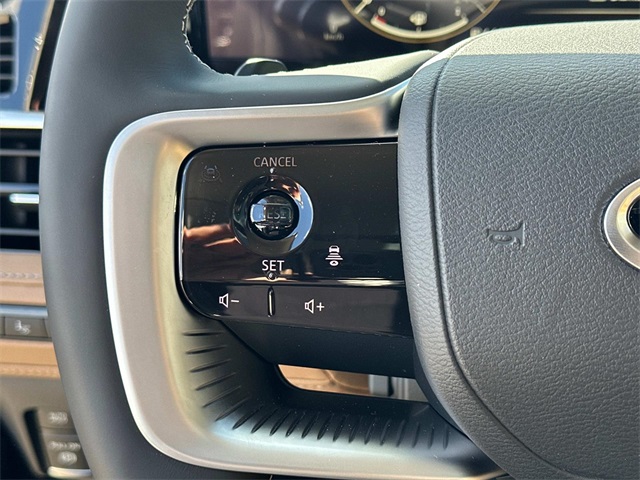 Vehicle image 18 of 18