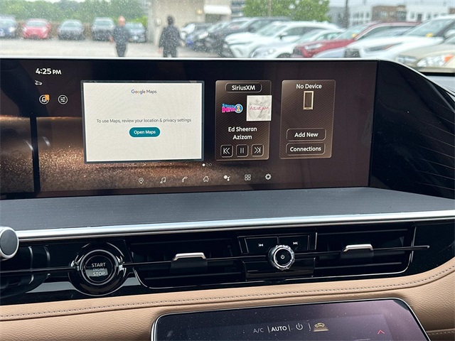 Vehicle image 13 of 18