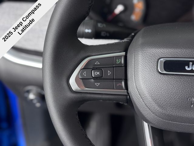 Vehicle image 39 of 40