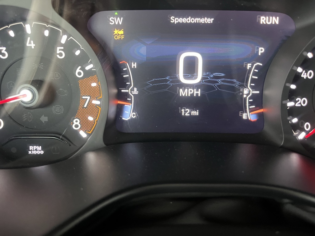 Vehicle image 13 of 44