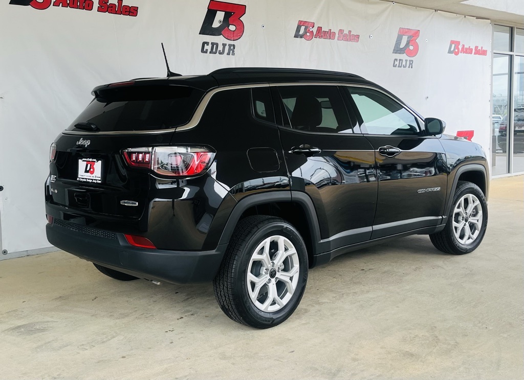 Vehicle image 6 of 40