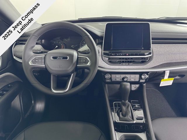 Vehicle image 22 of 42