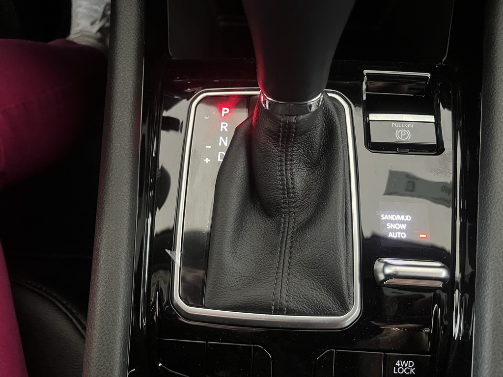 Vehicle image 20 of 40