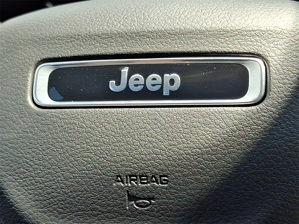 Vehicle image 21 of 21