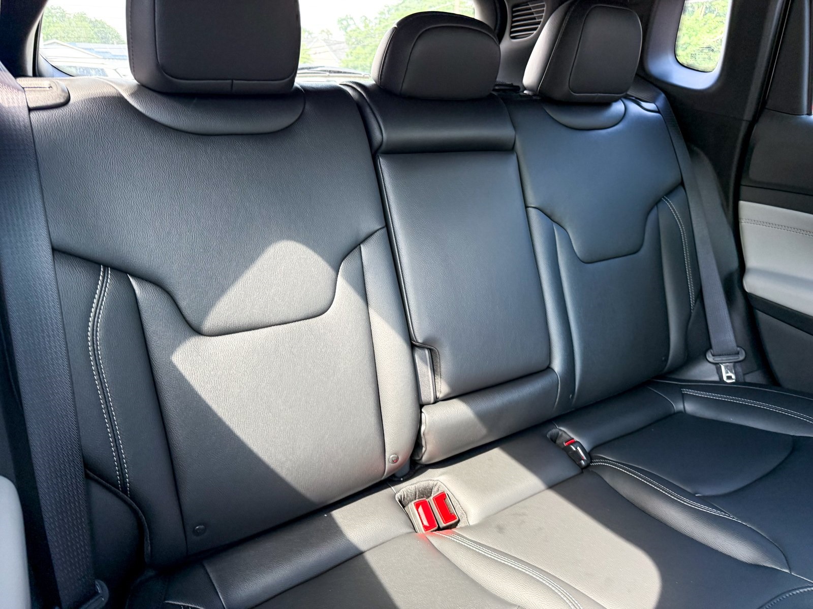 Vehicle image 12 of 39