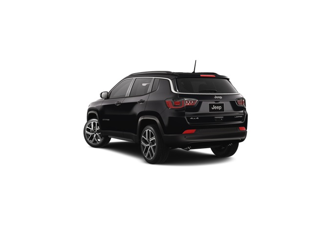 Vehicle image 14 of 21