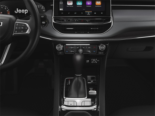 Vehicle image 20 of 21