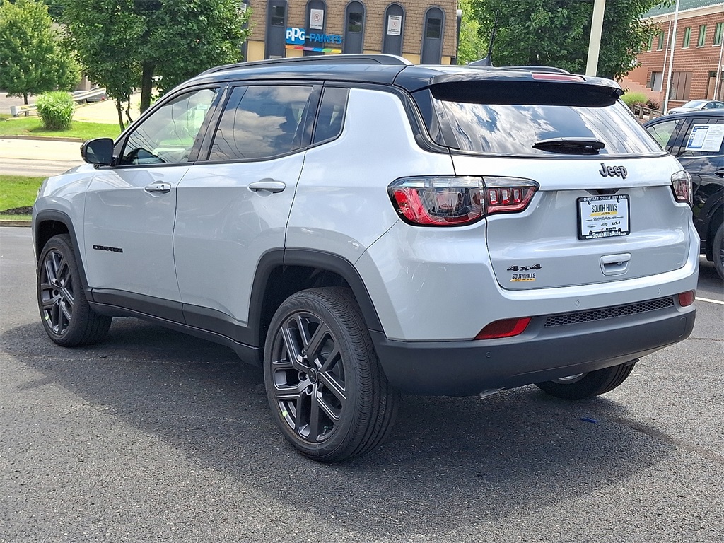 Vehicle image 7 of 21