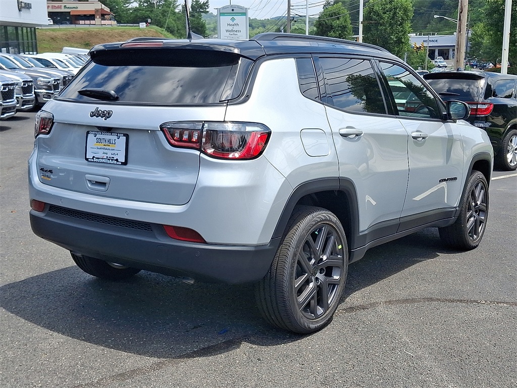 Vehicle image 5 of 21