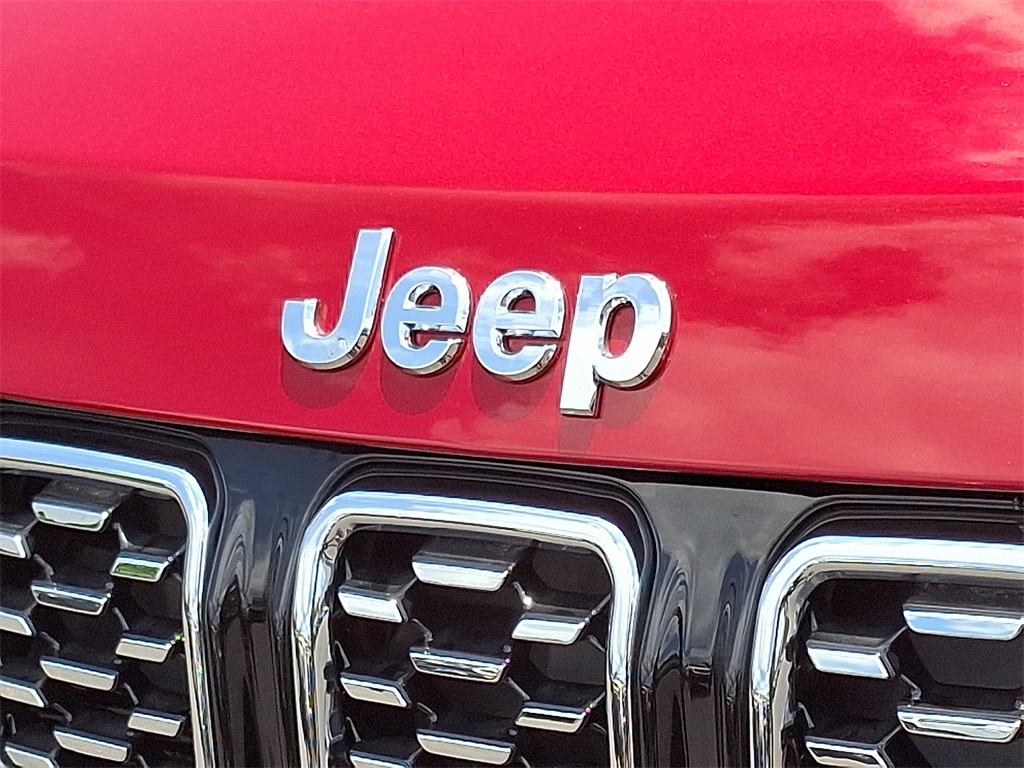 Vehicle image 21 of 21