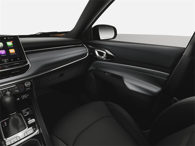 Vehicle image 21 of 28