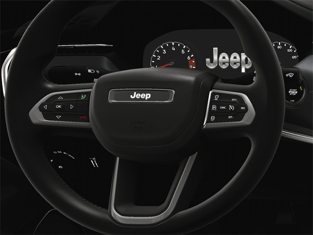 Vehicle image 22 of 28