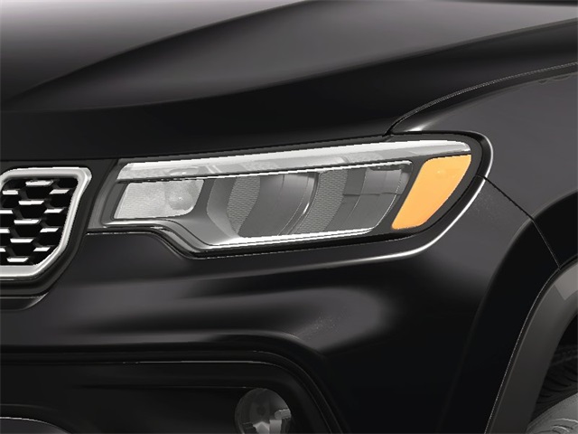 Vehicle image 13 of 28